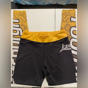 ✨EUC | Xlusion women’s Steeler’s‎ themed active leggings — medium